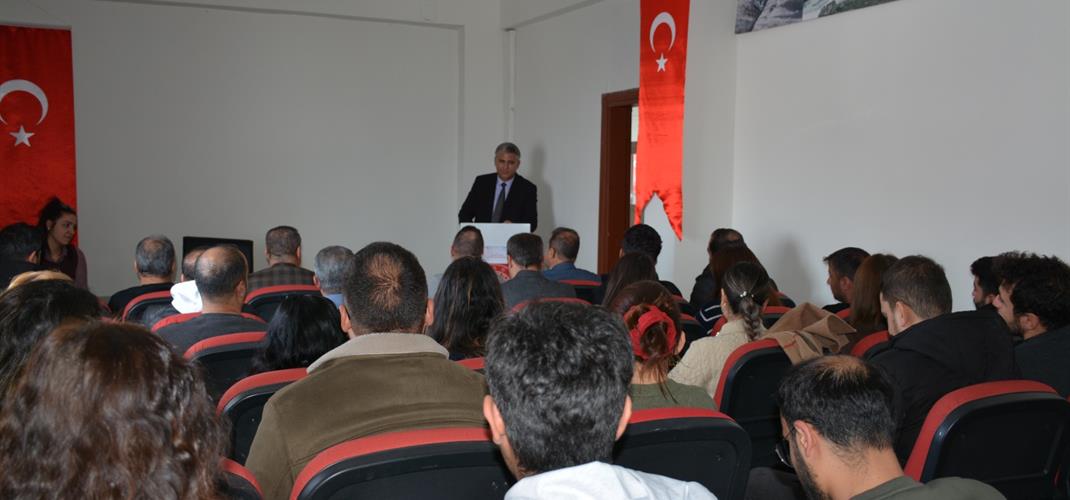 İL MÜDÜRLÜĞÜMÜZDE 4B SÖZLEŞMELİ PERSONELLER İLE TOPLANTI YAPILDI